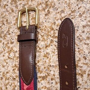 Vineyard Vines Men's belt size 42